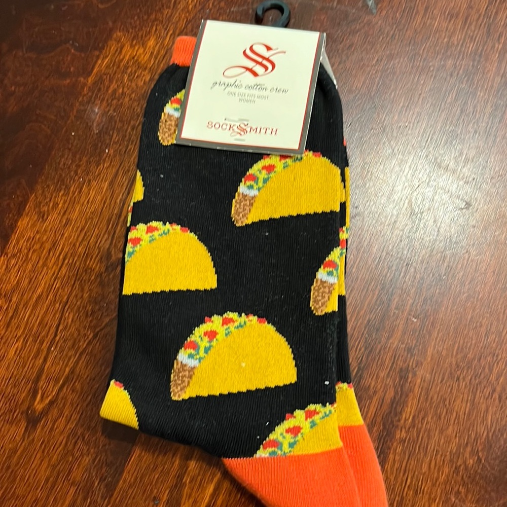 NWT sock smith, graphic cotton crew socks